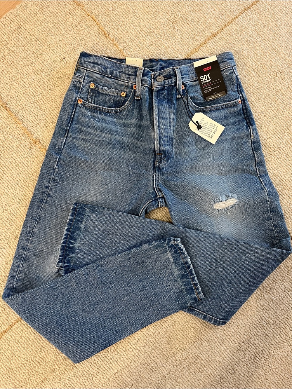Levi's Women’s Skinny Jeans - Medium Blue with Light Fade